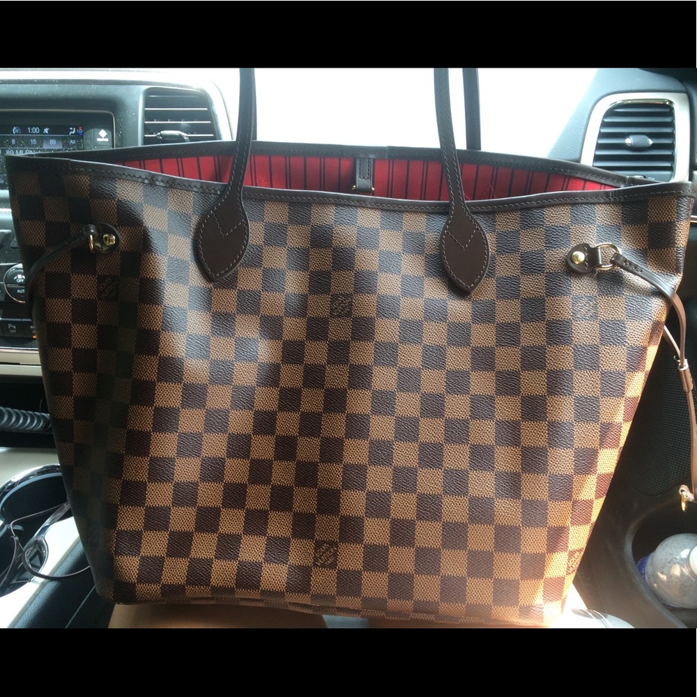 Authentic Louis Vuitton Neverfull Tote
